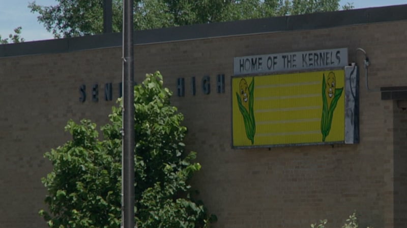 Mitchell School Board approves mask requirement