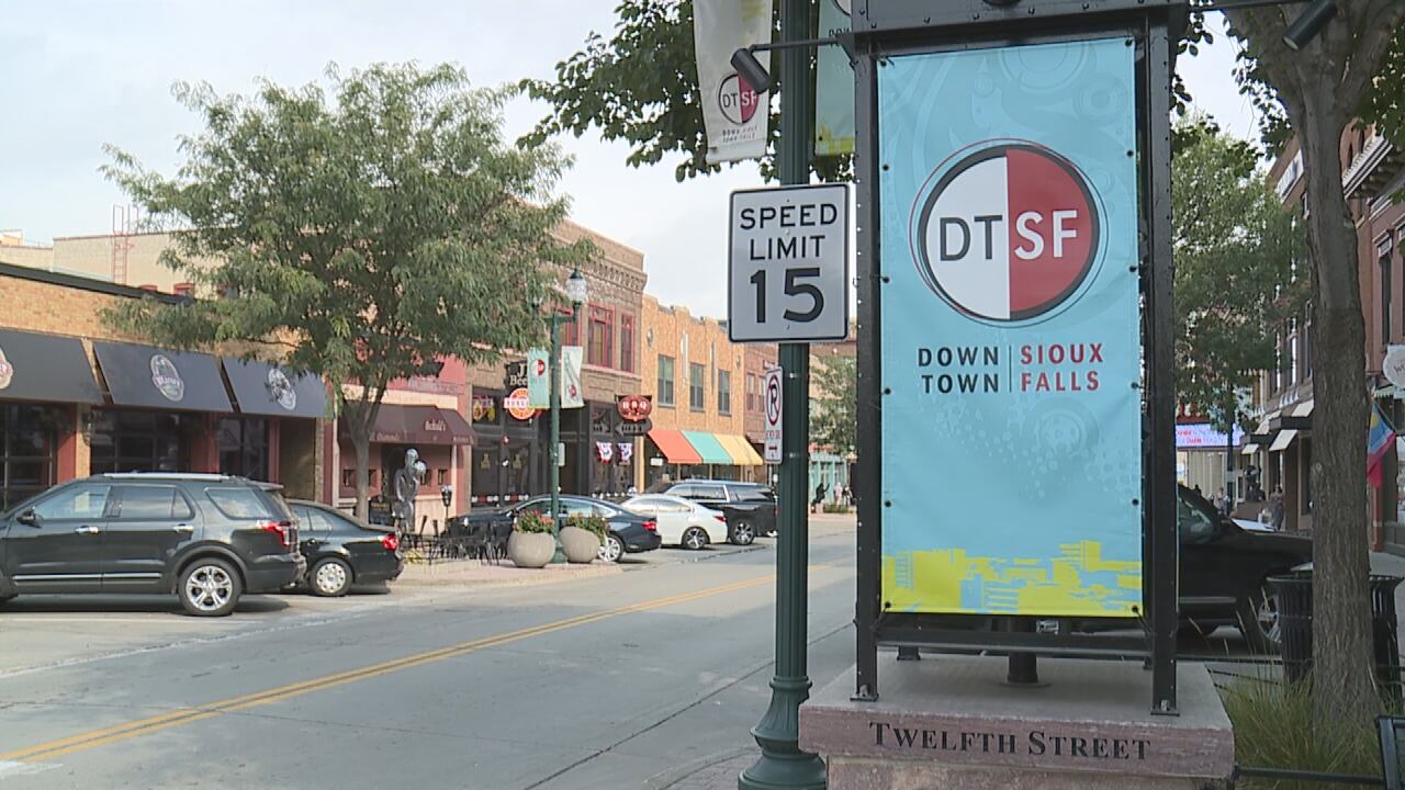Downtown Sioux Falls celebrates year of growth, braces for more with new retail strategist - Vimarsana News