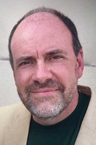 Michael Dakota